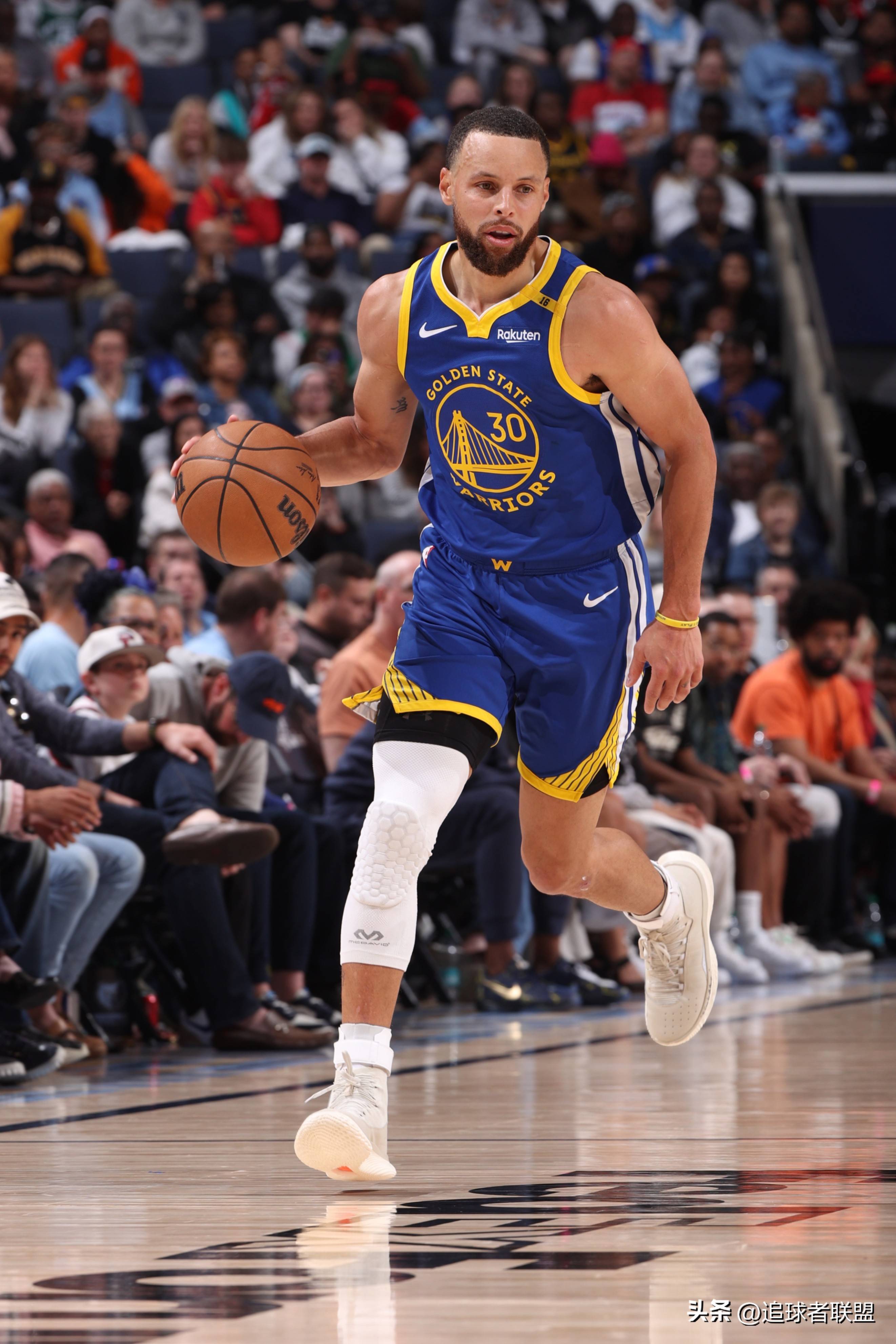 库里连续十二场比赛得分超过锐不可当，曼联不断突破！的简单介绍-在线入口